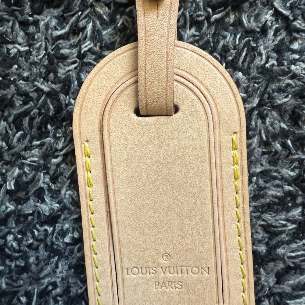 Louis Vuitton Beige Luggage Tag